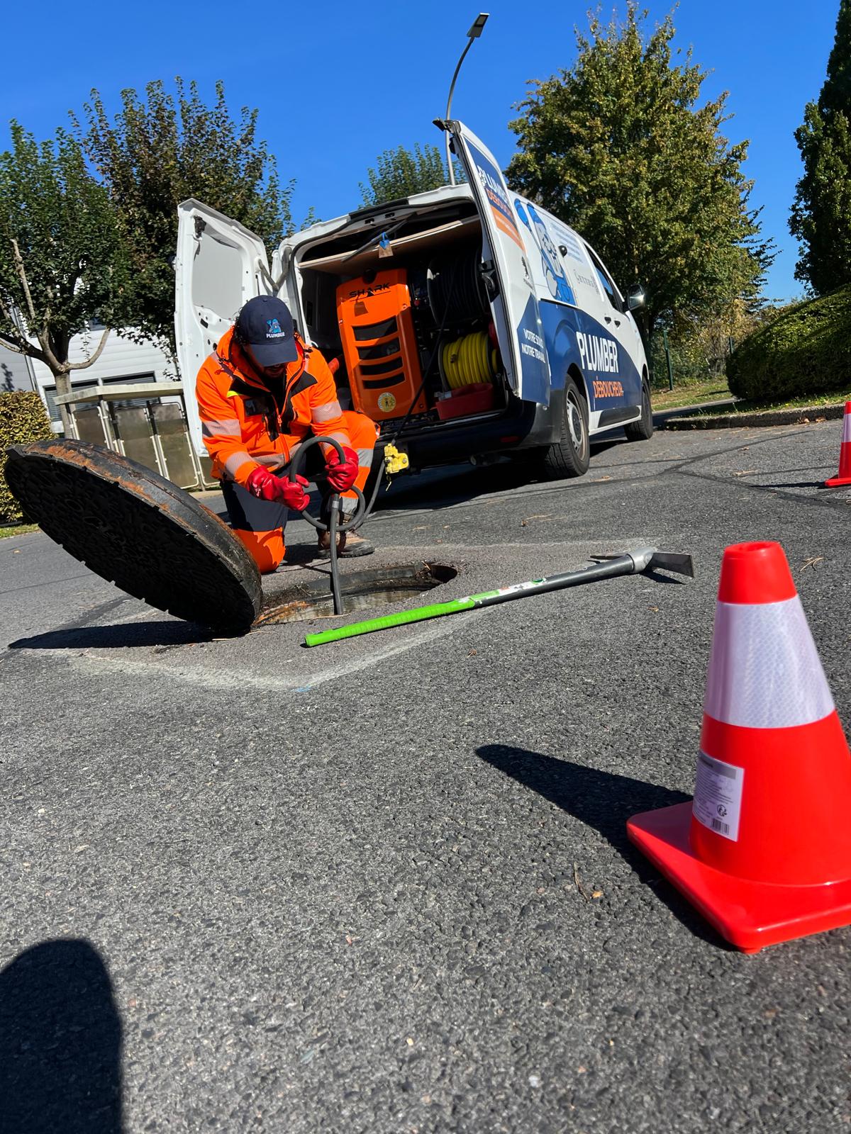 Inspection par caméra d'une installation d'assainissement dans le secteur