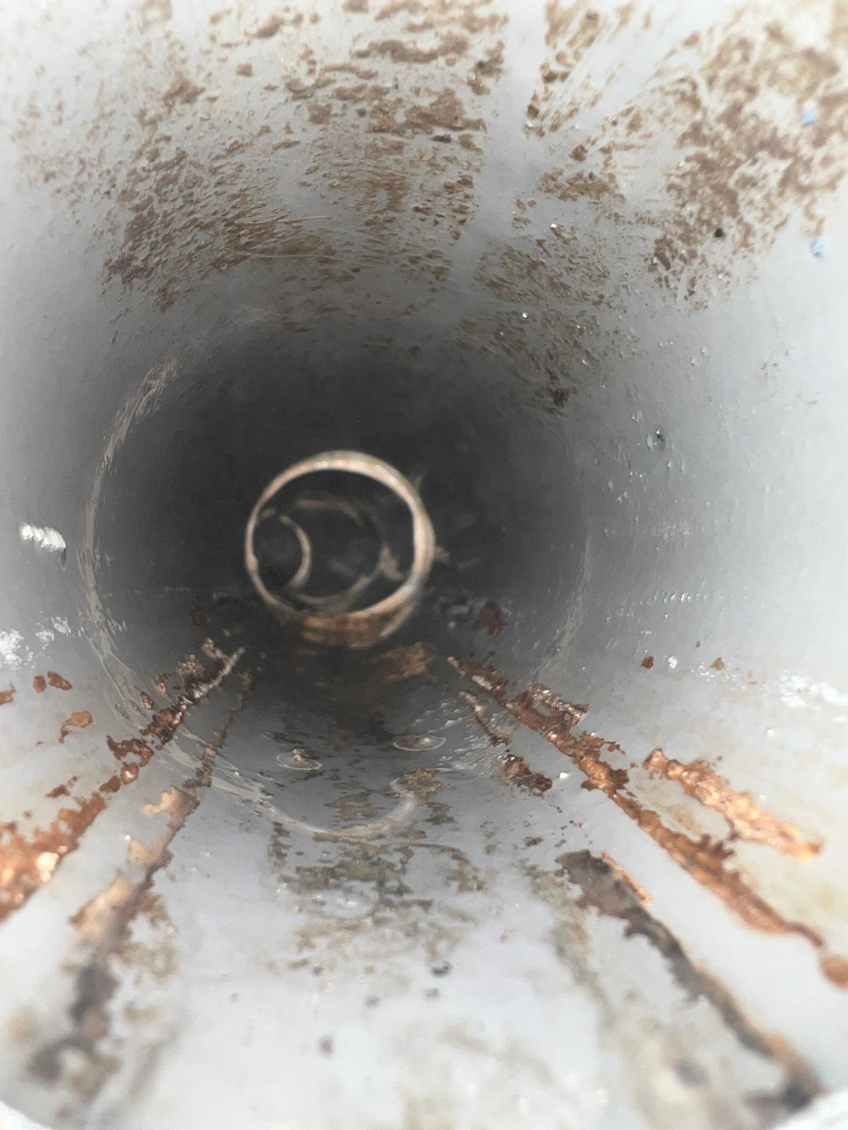Inspection caméra d'une canalisation pour le dégorgement dans le secteur